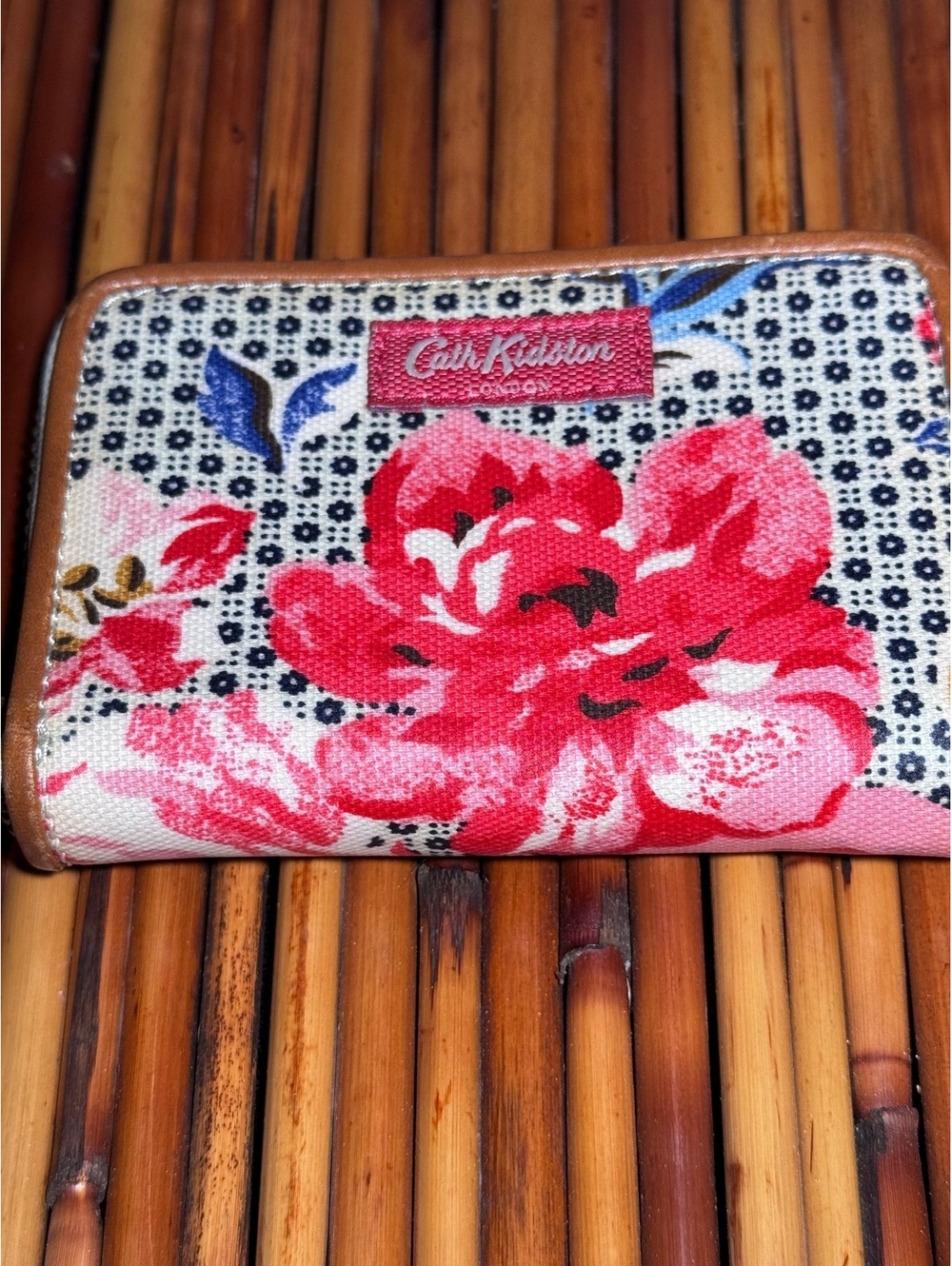 Cath Kidston London Floral Zip Coin Purse Wallet Card Holder Coated Cotton Leath